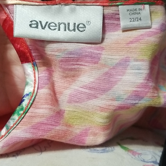 Tunic - Picture 2 of 2